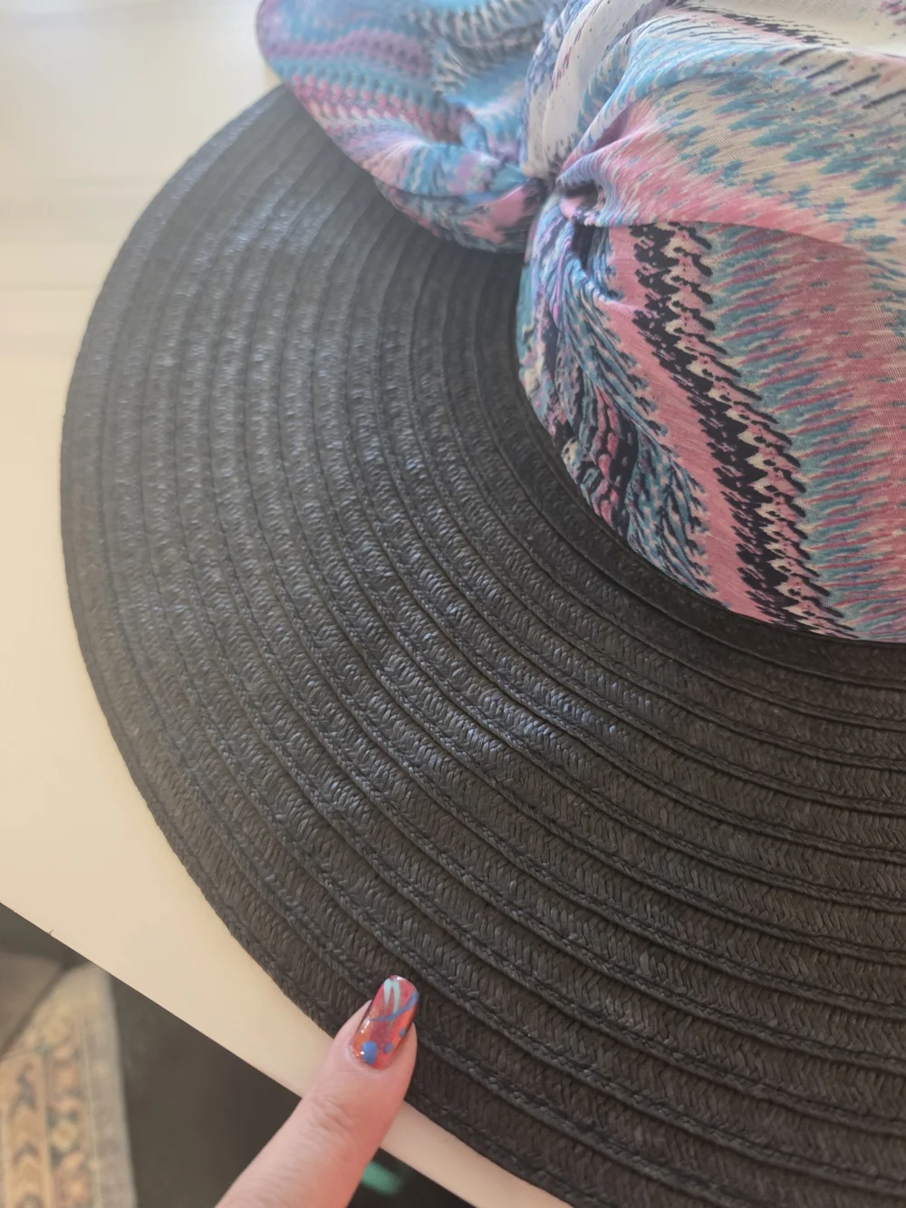 Apt. 9 Black Wide-Brim Hat with Multicolor Scarf